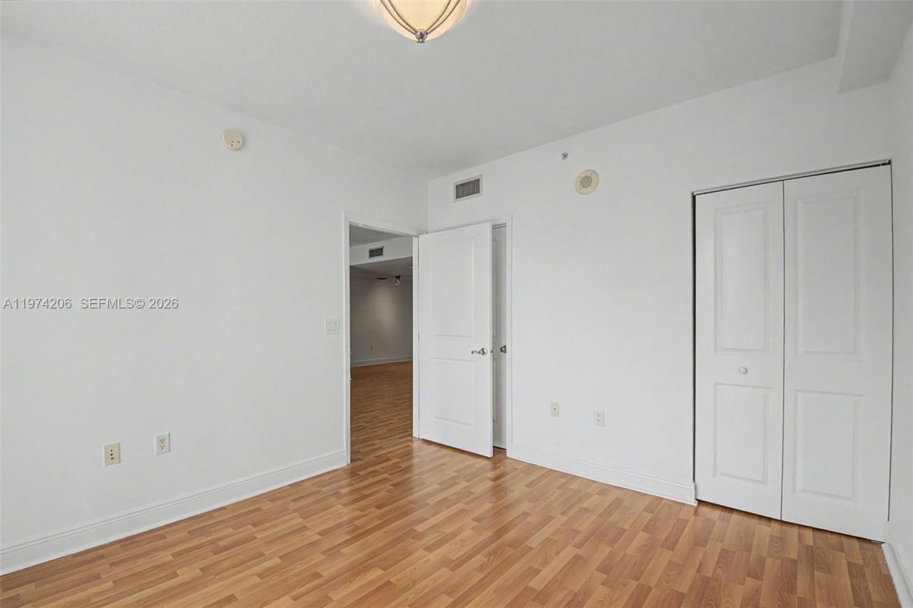 1250 S Miami Ave , Unit 2604, Miami, FL 33130 Photo