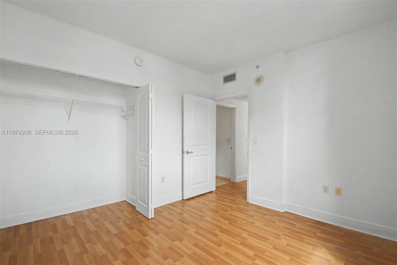 1250 S Miami Ave , Unit 2604, Miami, FL 33130 Photo