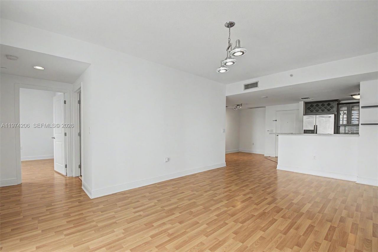 1250 S Miami Ave , Unit 2604, Miami, FL 33130 Photo