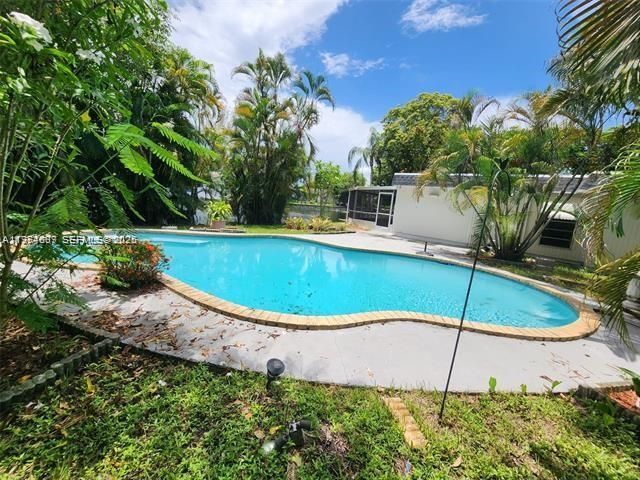 6900 NW 78th St , Tamarac, FL 33321 Photo