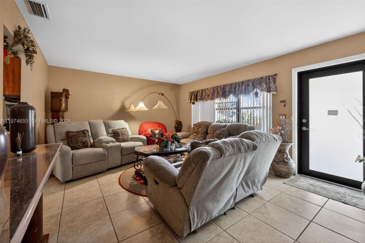 9522 Affirmed Ln, Boca Raton, FL 33496 Photo