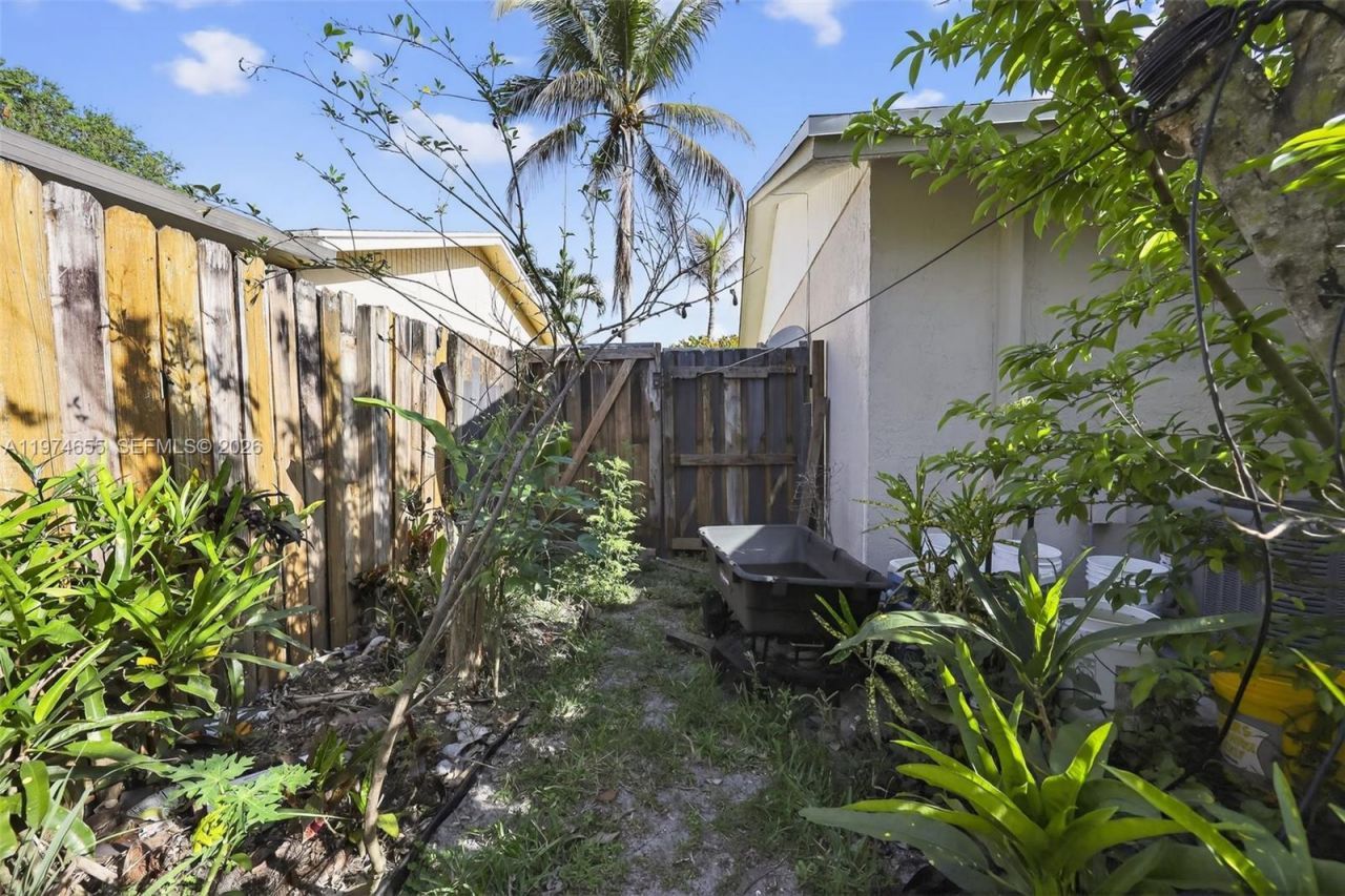 9522 Affirmed Ln, Boca Raton, FL 33496 Photo