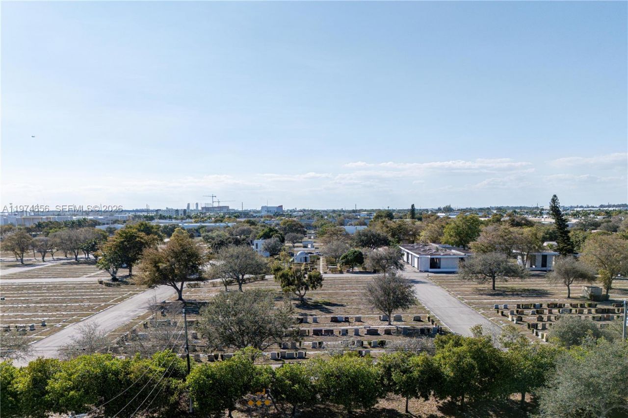 10181 NW 27th St, Doral, FL 33172 Photo