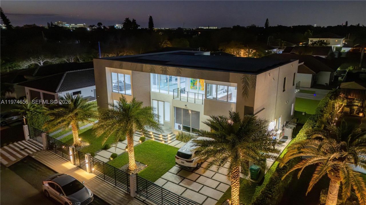 10181 NW 27th St, Doral, FL 33172 Photo