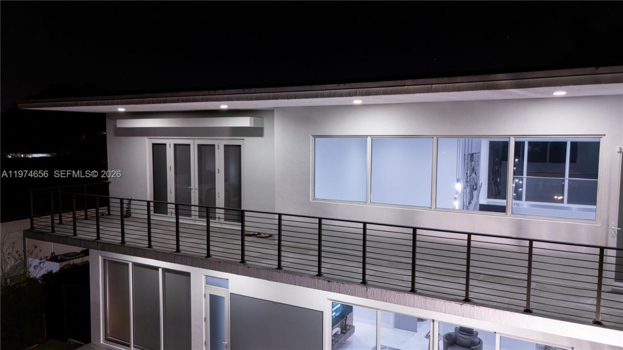 10181 NW 27th St, Doral, FL 33172 Photo