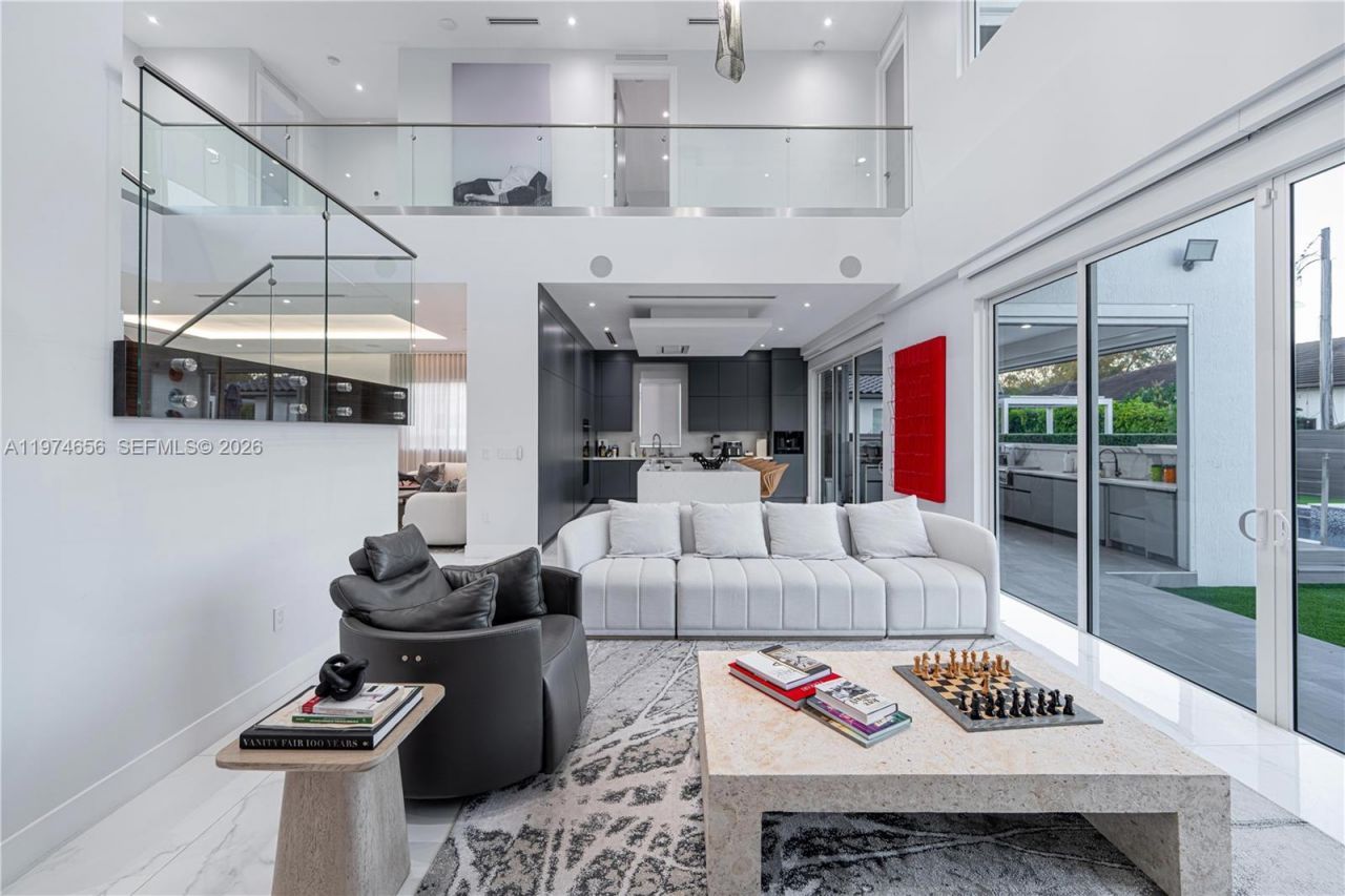 10181 NW 27th St, Doral, FL 33172 Photo