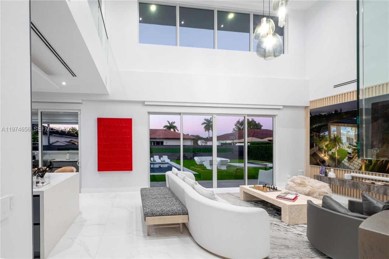 10181 NW 27th St, Doral, FL 33172 Photo