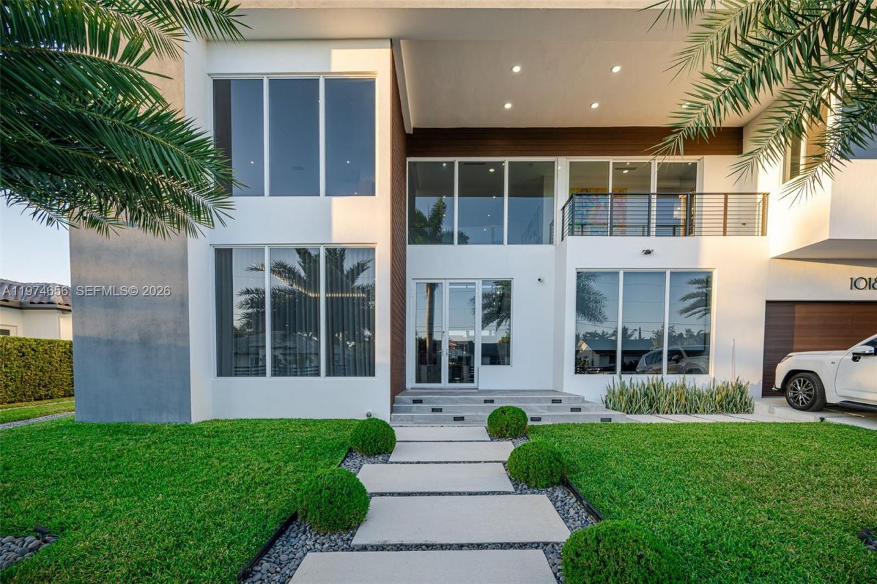 10181 NW 27th St, Doral, FL 33172 Photo