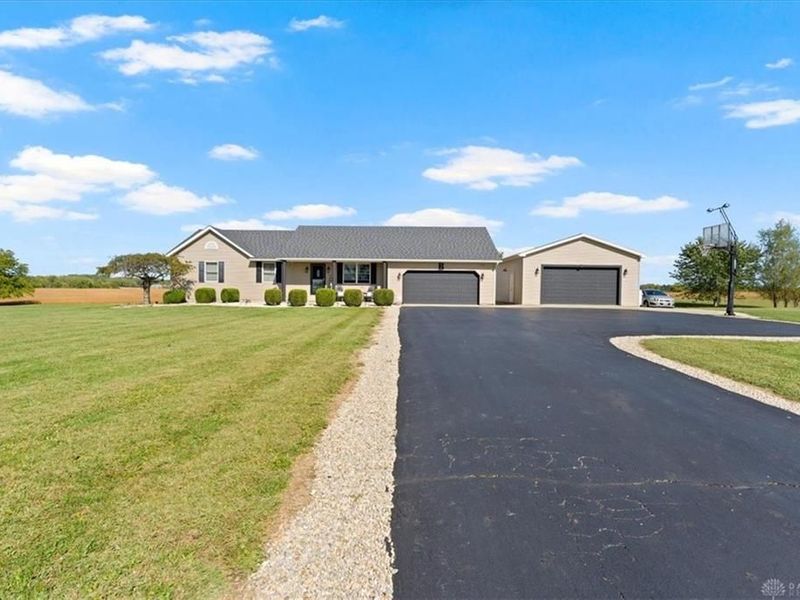 1041 Mcguinn Road, Wilmington, OH 45177 Photo 2