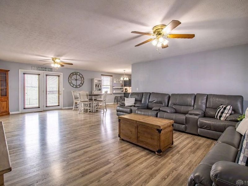 1041 Mcguinn Road, Wilmington, OH 45177 Photo 6