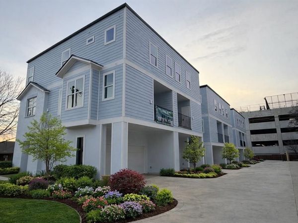 401 Bryan Street, Unit 2101, Denton, TX 76201