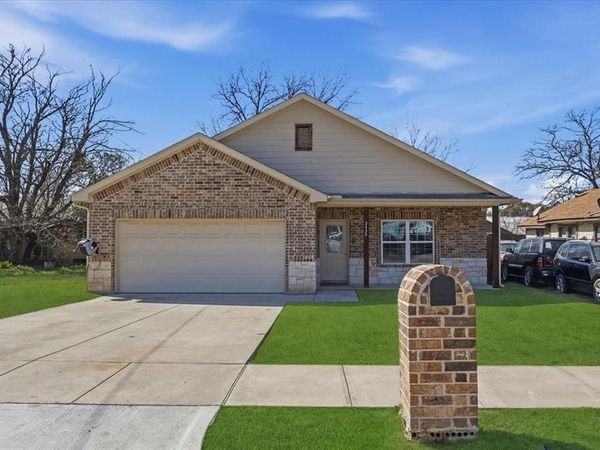 3432 Frazier Avenue, Fort Worth, TX 76110