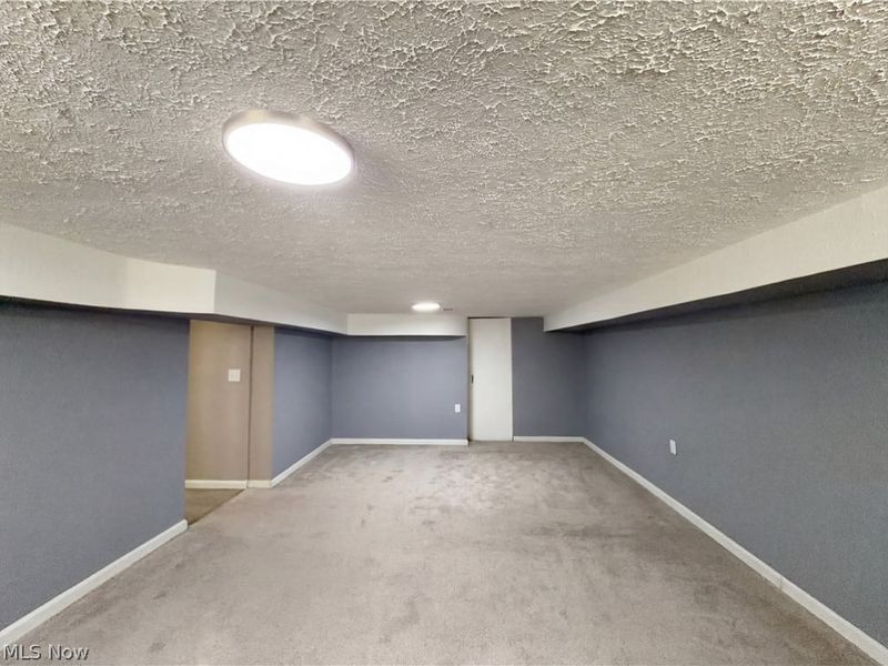 18715 Libby Road , Maple Heights, OH 44137 Photo 14