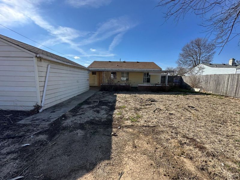 705 Richardson Drive, Middletown, OH 45042 Photo 12