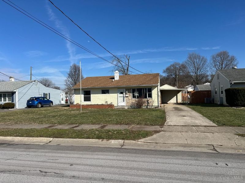 705 Richardson Drive, Middletown, OH 45042 Photo 2