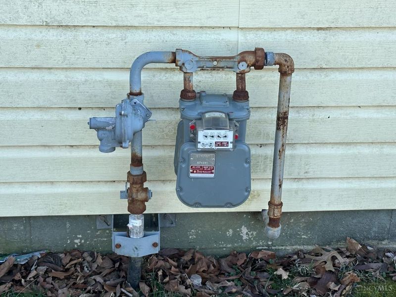 705 Richardson Drive, Middletown, OH 45042 Photo 5