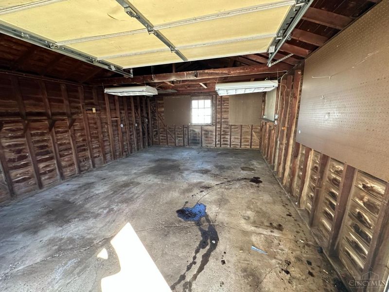 705 Richardson Drive, Middletown, OH 45042 Photo 9