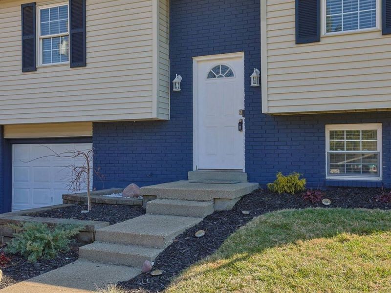 3950 Randolph Lane, Union Twp, OH 45245 Photo 2