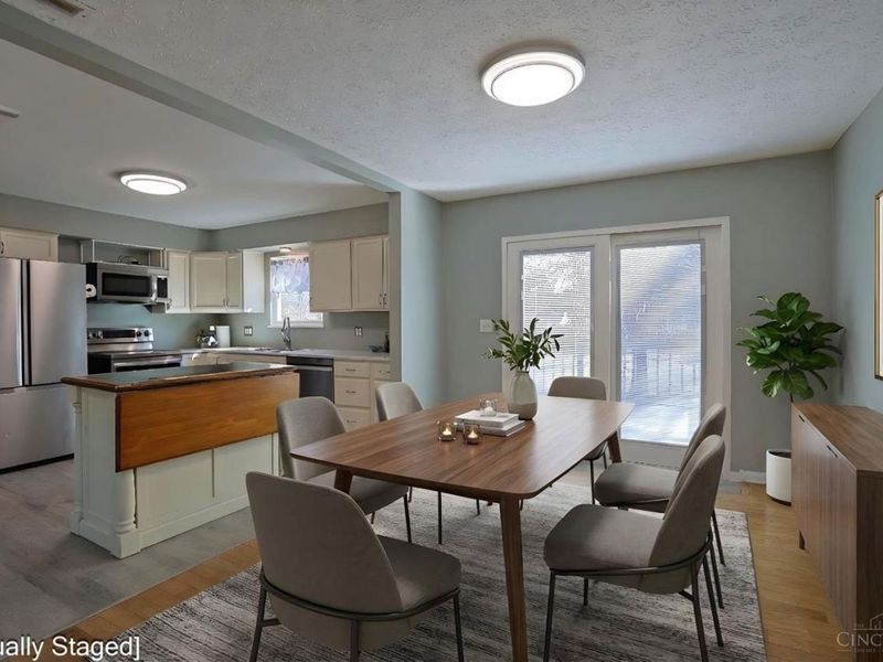 3950 Randolph Lane, Union Twp, OH 45245 Photo 4