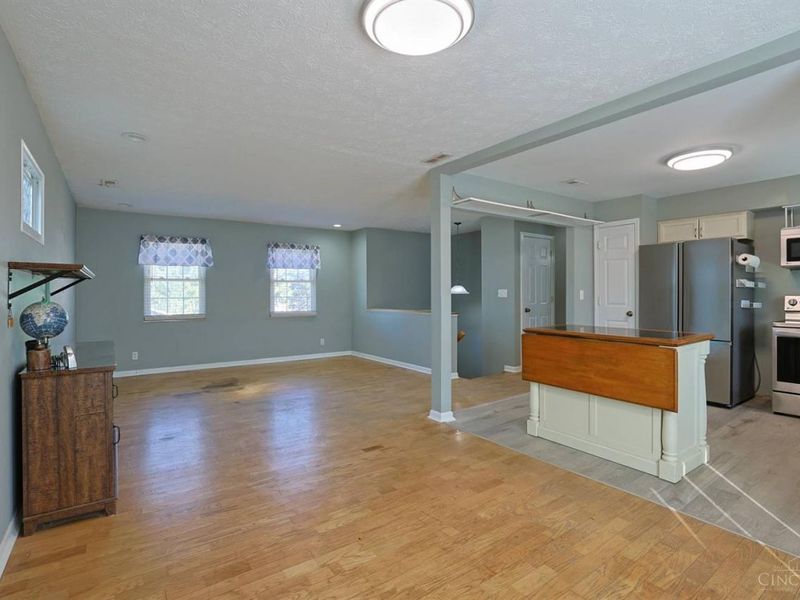 3950 Randolph Lane, Union Twp, OH 45245 Photo 6