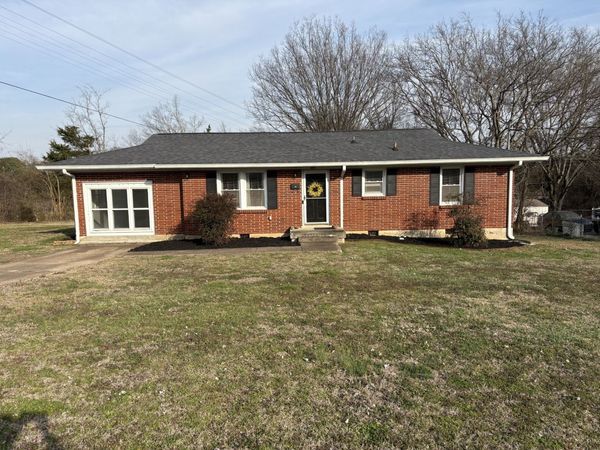 507 Lynnwood Ave , Lewisburg, TN 37091