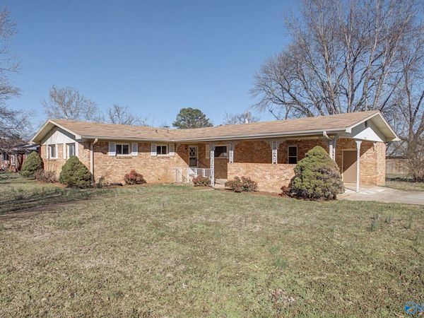 410 Gale Lane, Athens, AL 35611