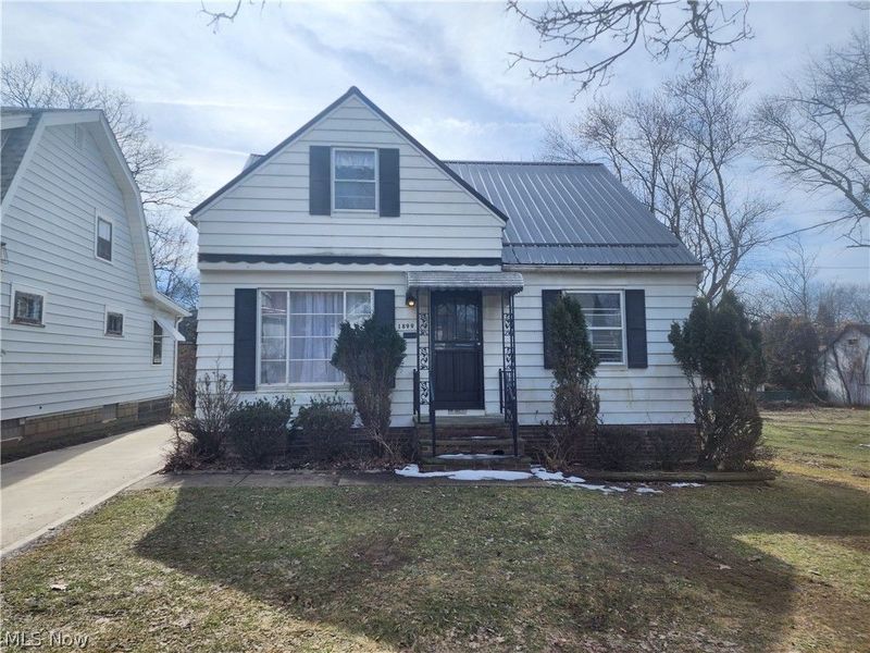 18990 Raymond Street, Maple Heights, OH 44137 Photo 1