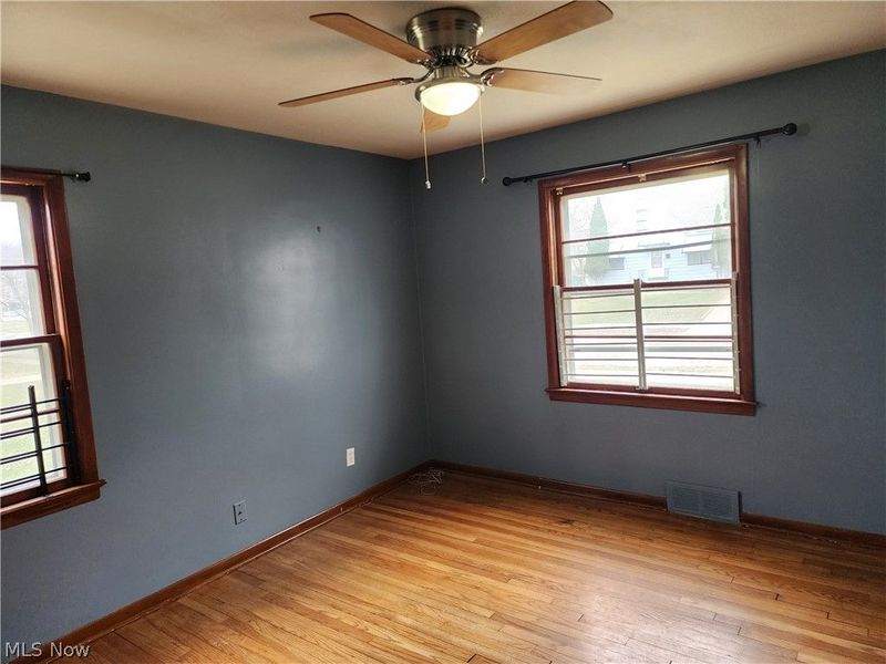 18990 Raymond Street, Maple Heights, OH 44137 Photo 6