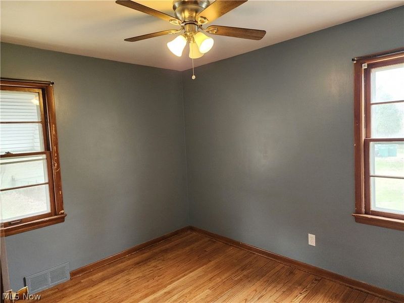 18990 Raymond Street, Maple Heights, OH 44137 Photo 7