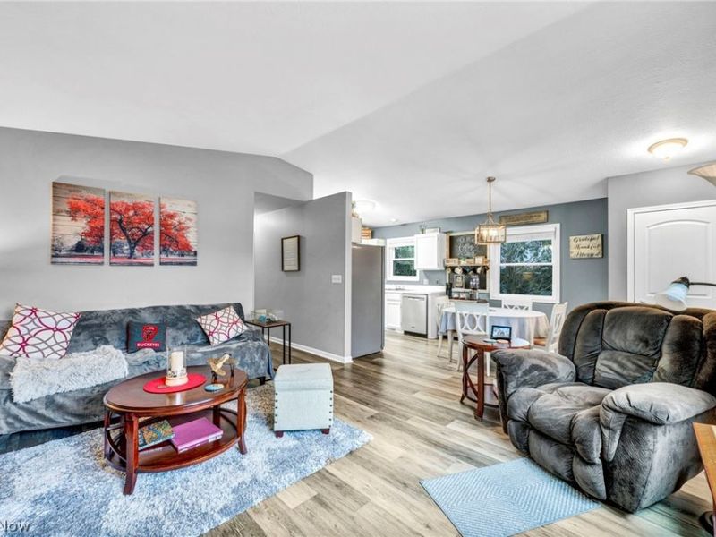 545 Fulmer Avenue , Akron, OH 44312 Photo 12