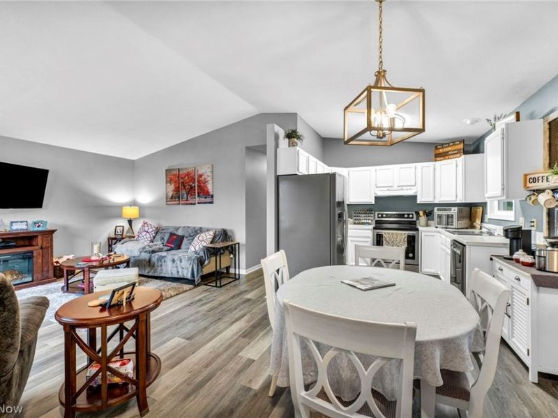 545 Fulmer Avenue , Akron, OH 44312 Photo 13