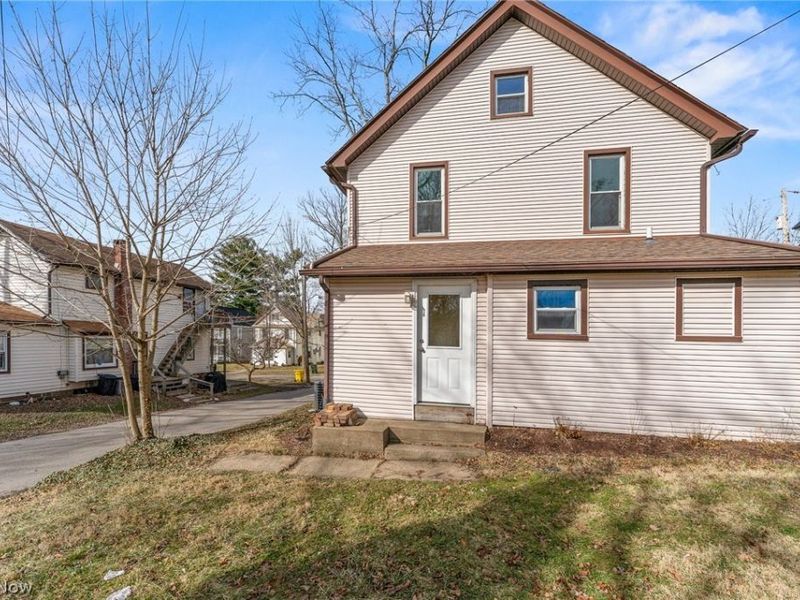 313 E Seventh Street , Salem, OH 44460 Photo 2