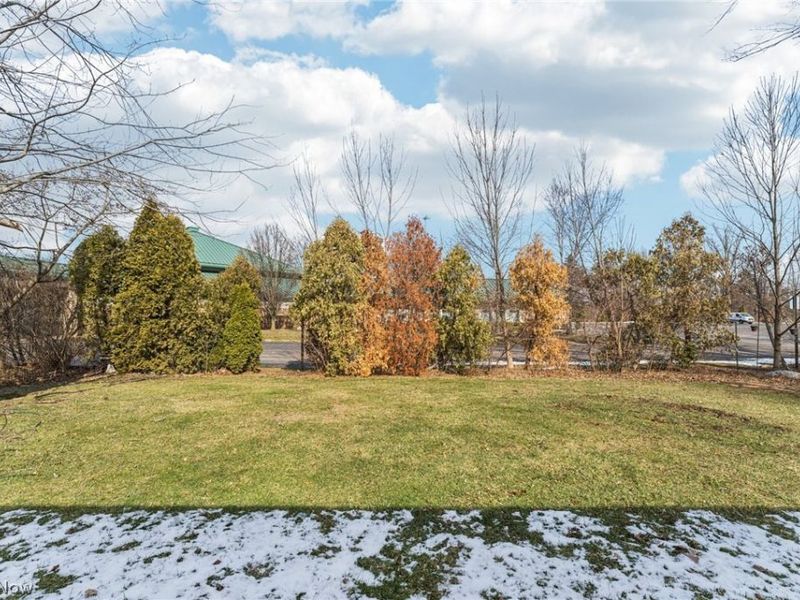 1215 Spruce Tree Lane , Amherst, OH 44001 Photo 35