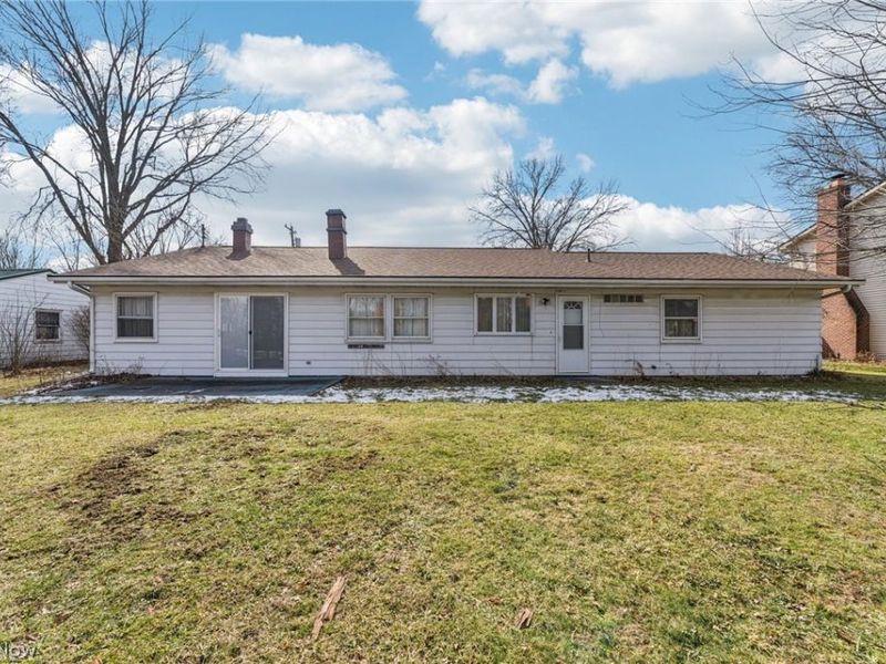 1215 Spruce Tree Lane , Amherst, OH 44001 Photo 40