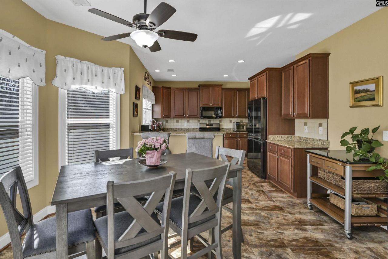 133 Magnolia Point Drive  Photo 12