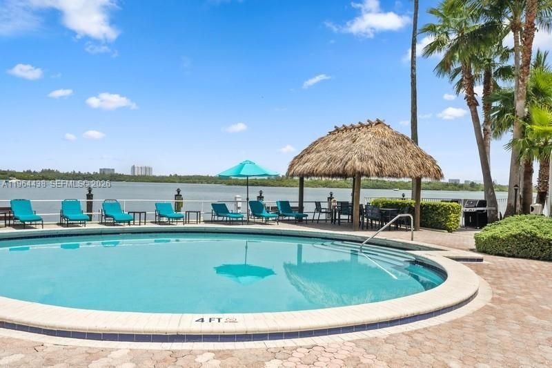 10350 W Bay Harbor Dr, Unit 5L, Bay Harbor Islands, FL 33154 Photo