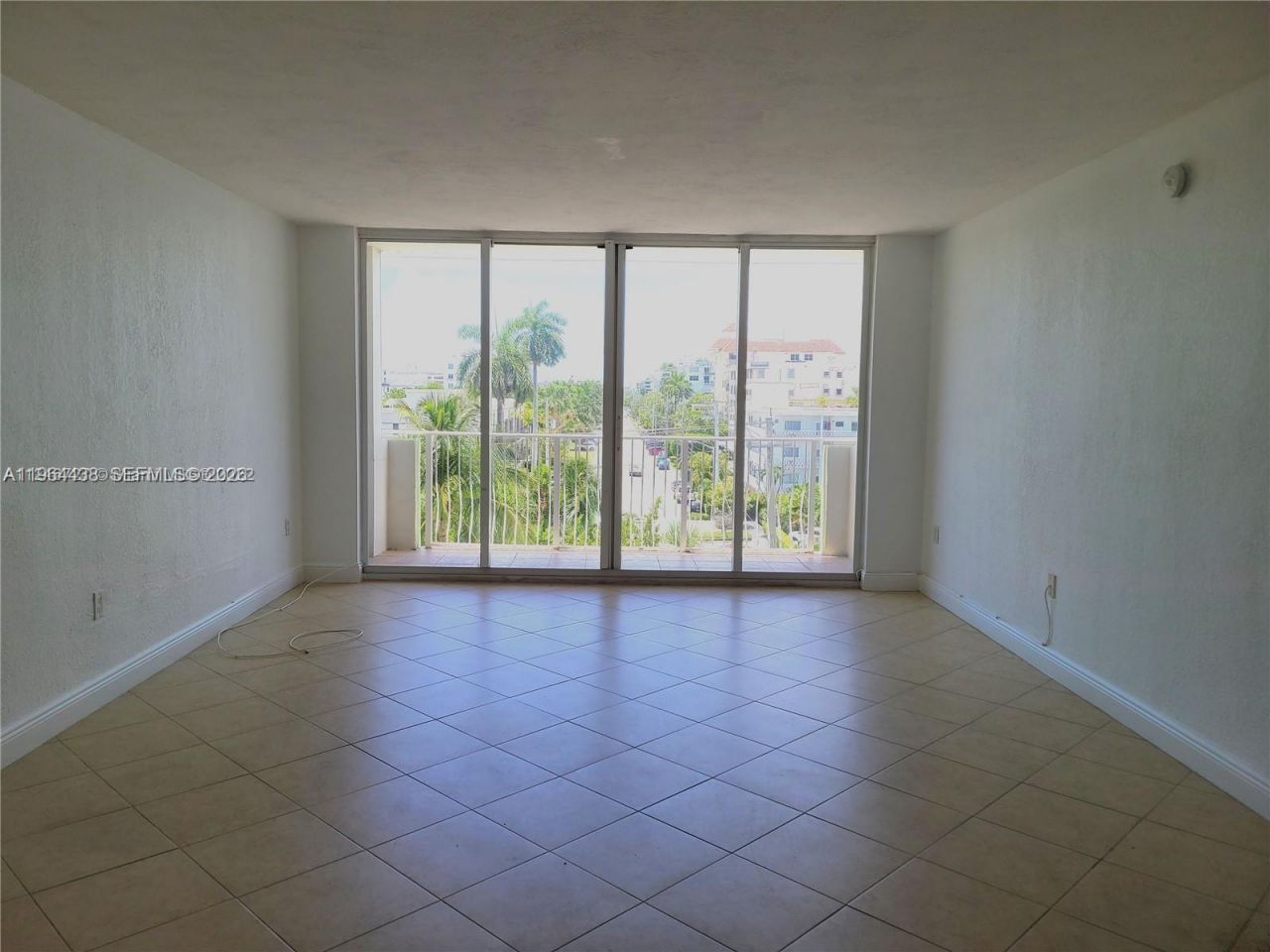 10350 W Bay Harbor Dr, Unit 5L, Bay Harbor Islands, FL 33154 Photo