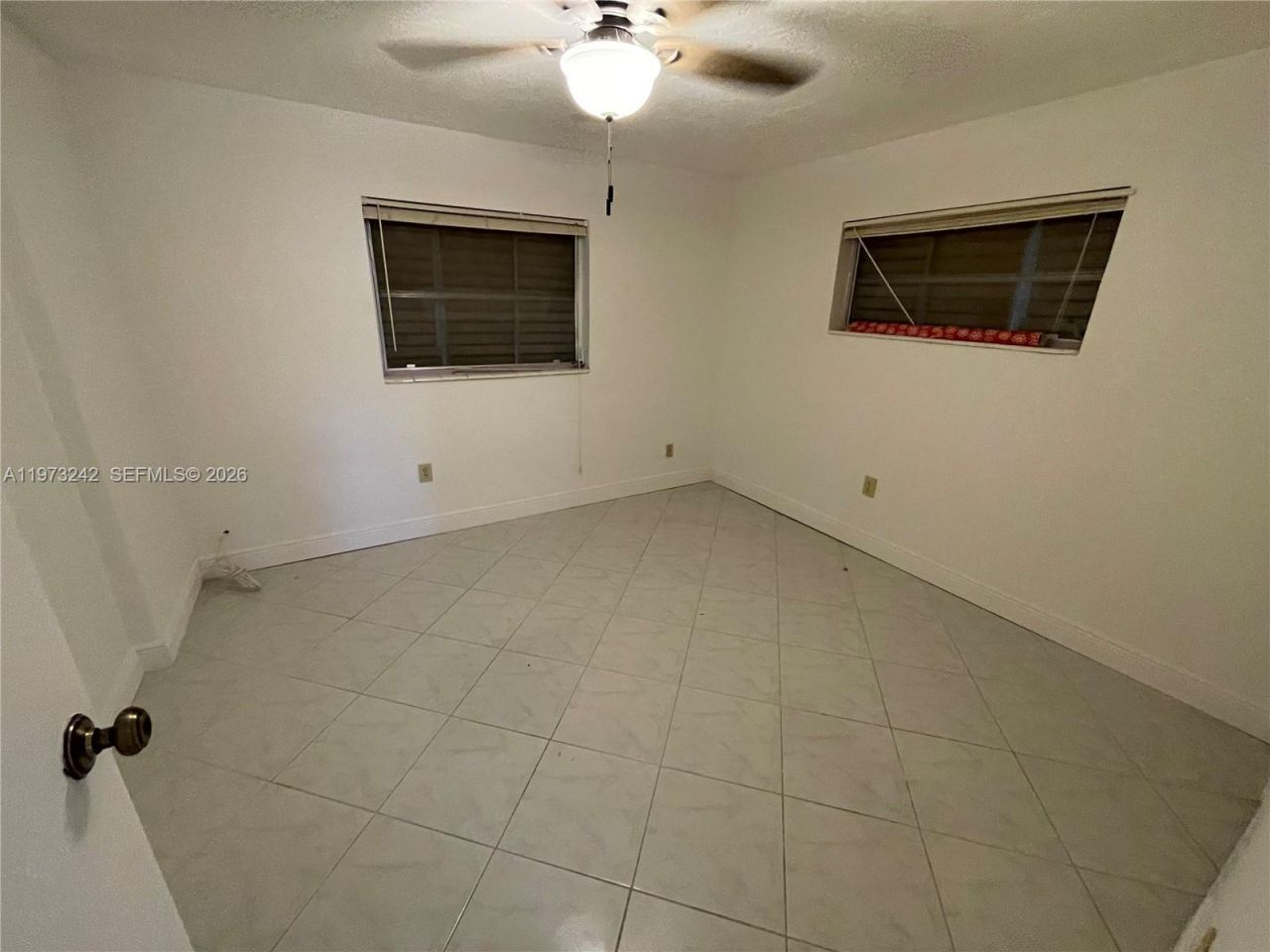 6871 NW 29th St, Sunrise, FL 33313 Photo