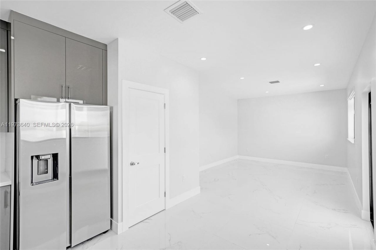 12120 SW 219th St, Unit A, Miami, FL 33170 Photo