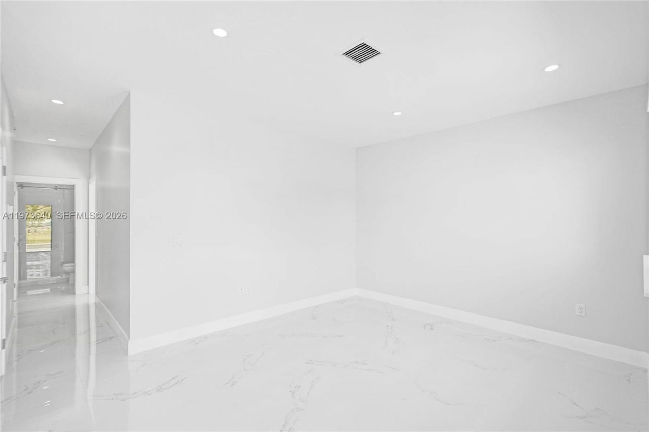 12120 SW 219th St, Unit A, Miami, FL 33170 Photo