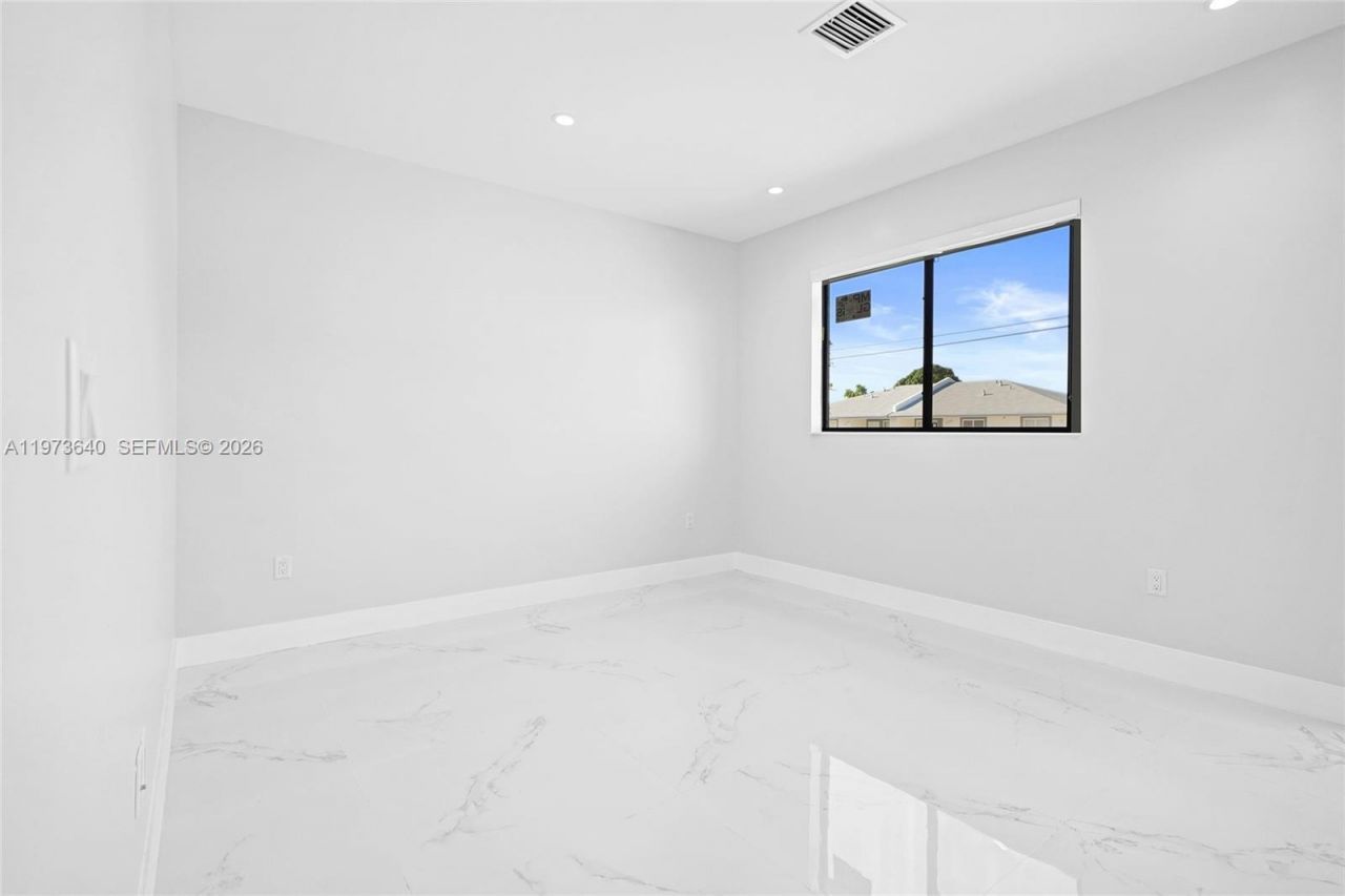 12120 SW 219th St, Unit A, Miami, FL 33170 Photo