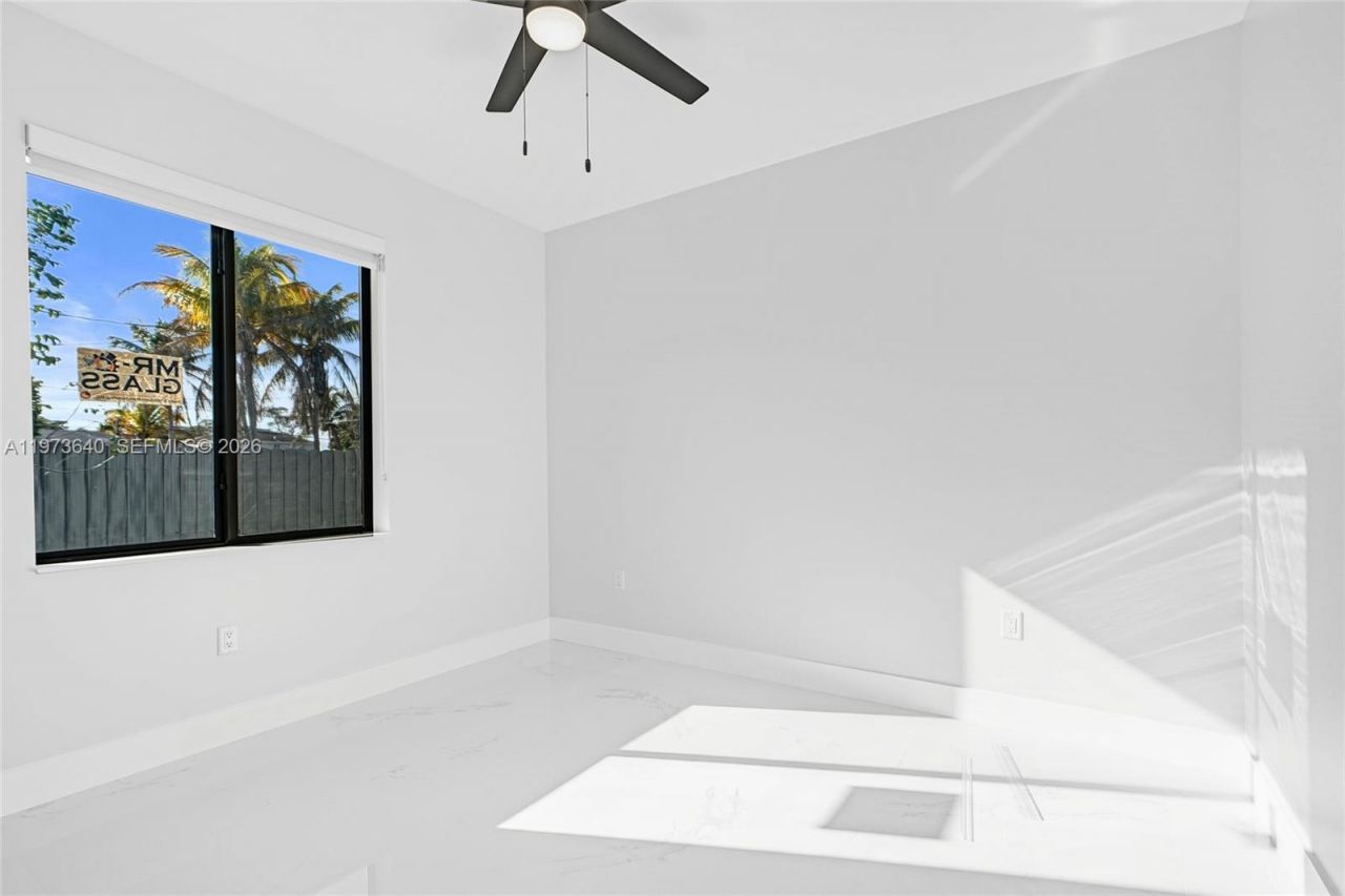 12120 SW 219th St, Unit A, Miami, FL 33170 Photo