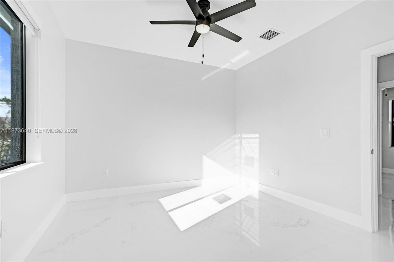 12120 SW 219th St, Unit A, Miami, FL 33170 Photo