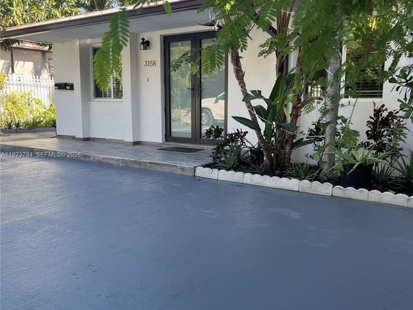 3156 SW 16th St, Unit 3158, Miami, FL 33145