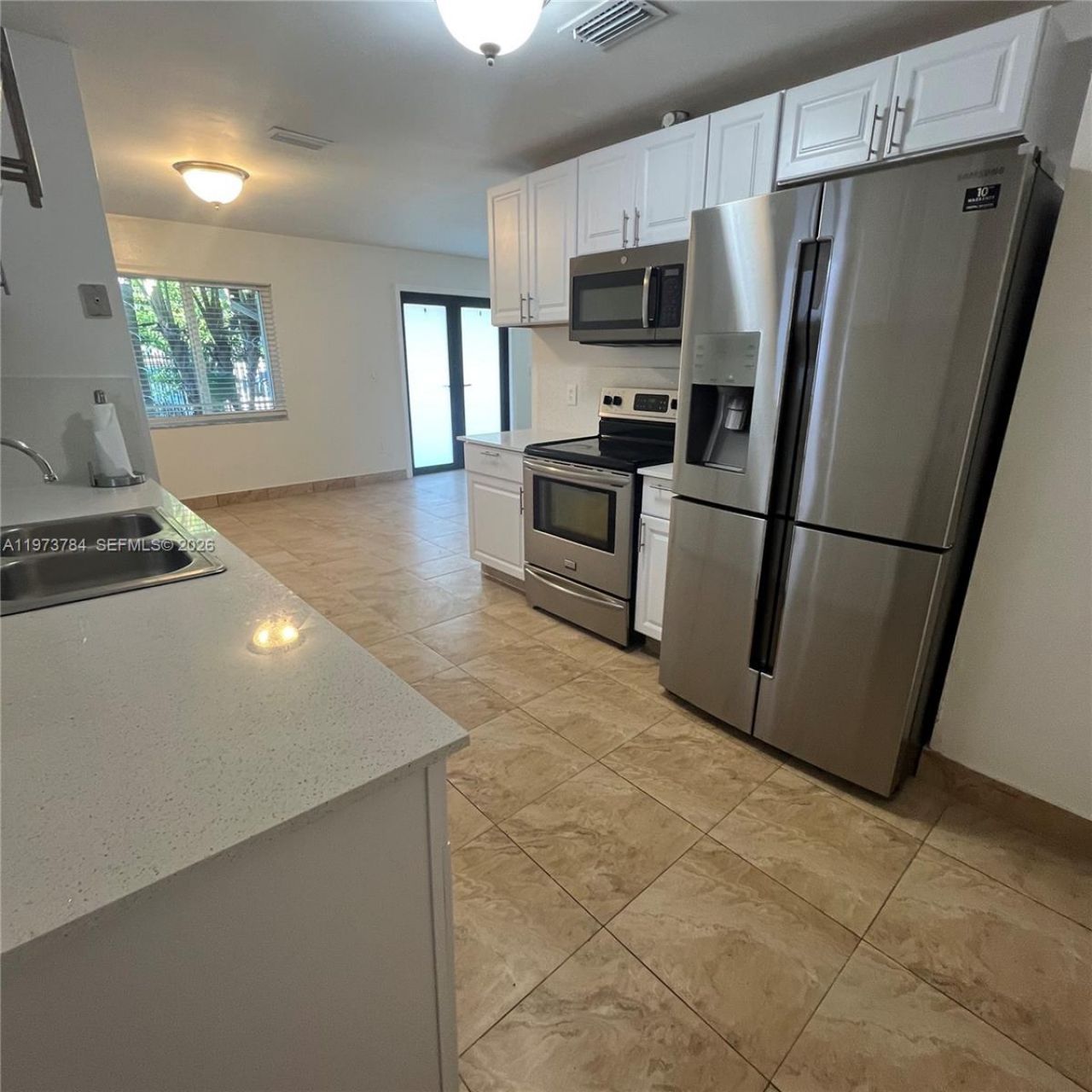 3156 SW 16th St, Unit 3158, Miami, FL 33145 Photo