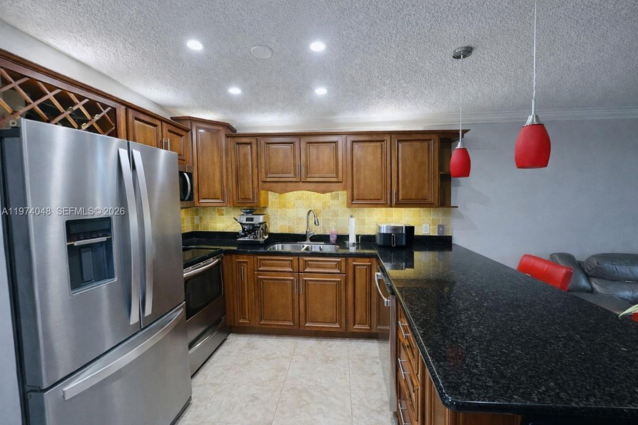 13890 SW 64th St, Miami, FL 33183 Photo