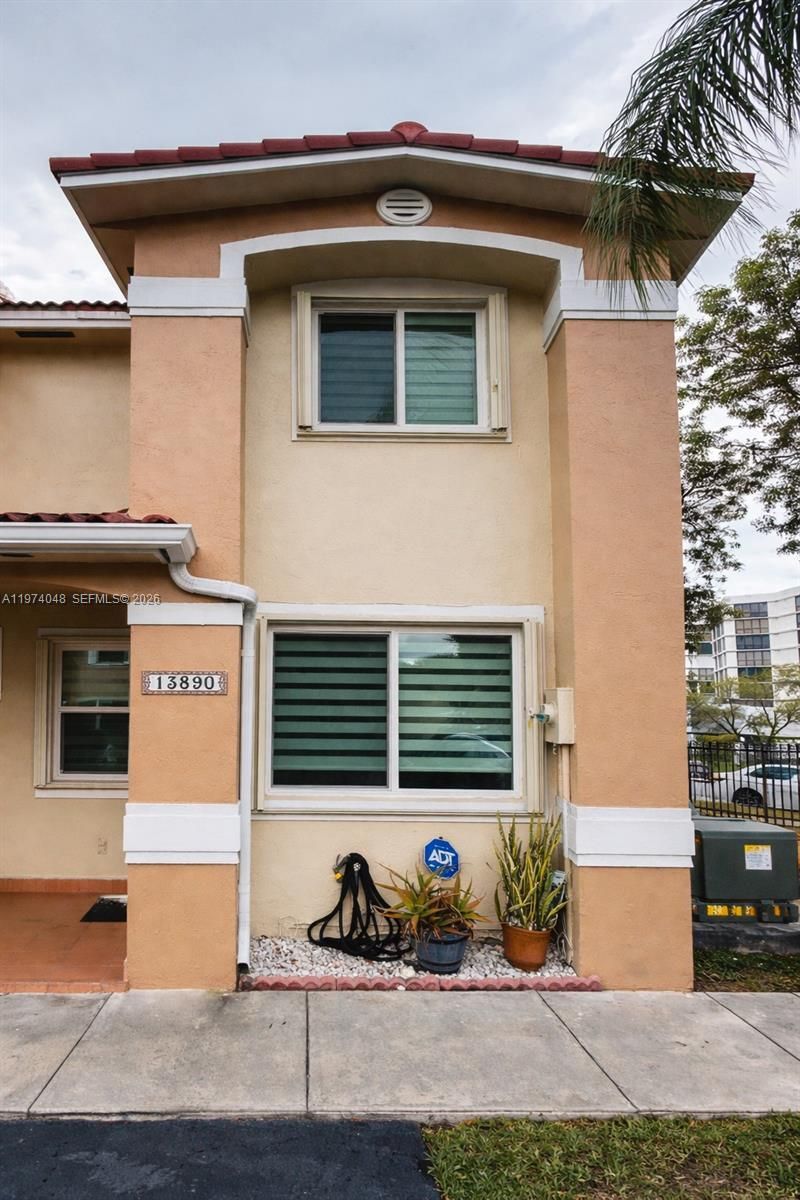 13890 SW 64th St, Miami, FL 33183 Photo