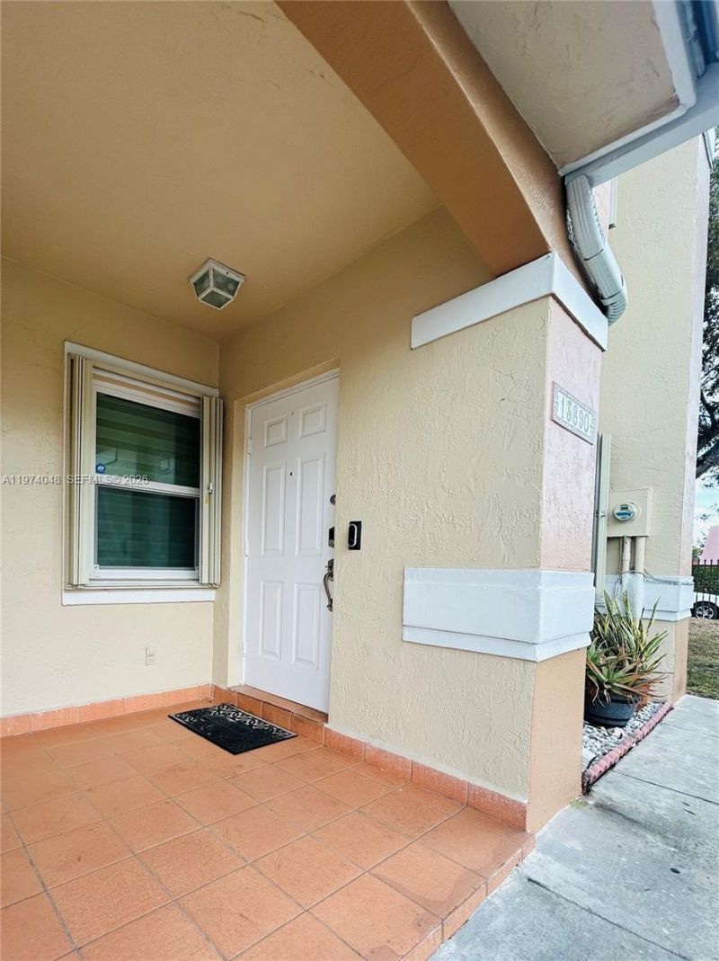 13890 SW 64th St, Miami, FL 33183 Photo