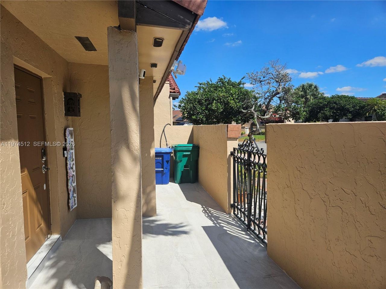 17914 NW 66th Ct Cir, Hialeah, FL 33015 Photo