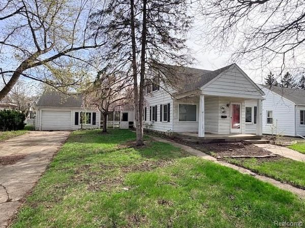 8112 Dale, Center Line, MI 48015